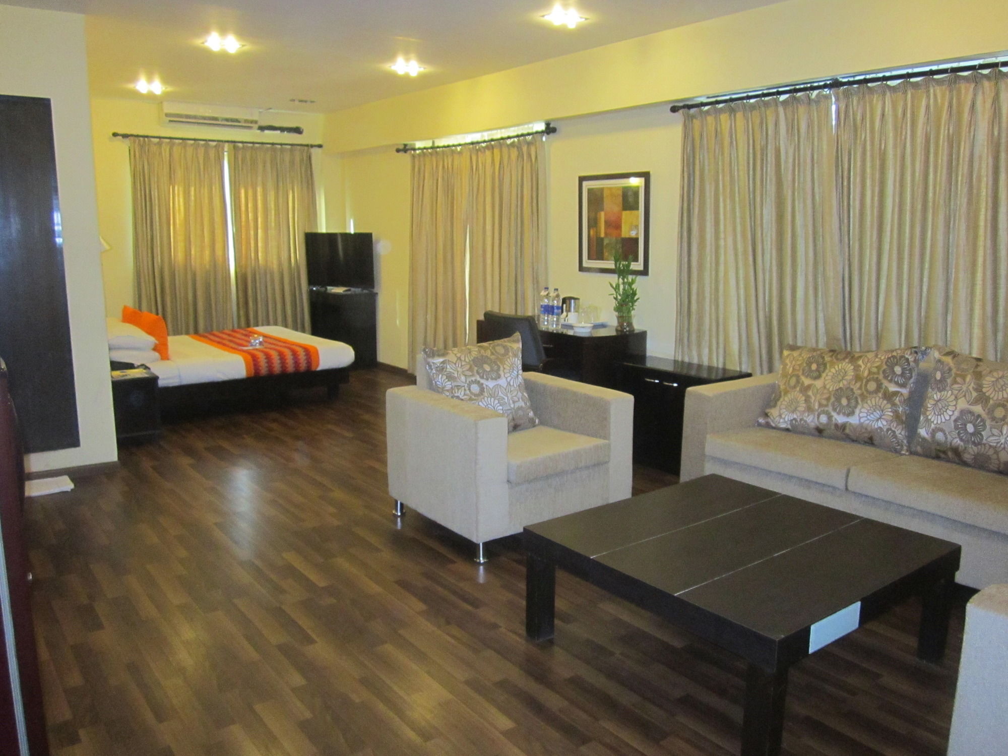 Hotel Orritel West Mumbai Luaran gambar
